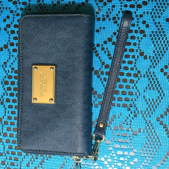 Michael Kors Handbags - Gorgeous Well Cared For Navy Michael Kors Wallet With Wristlet Option